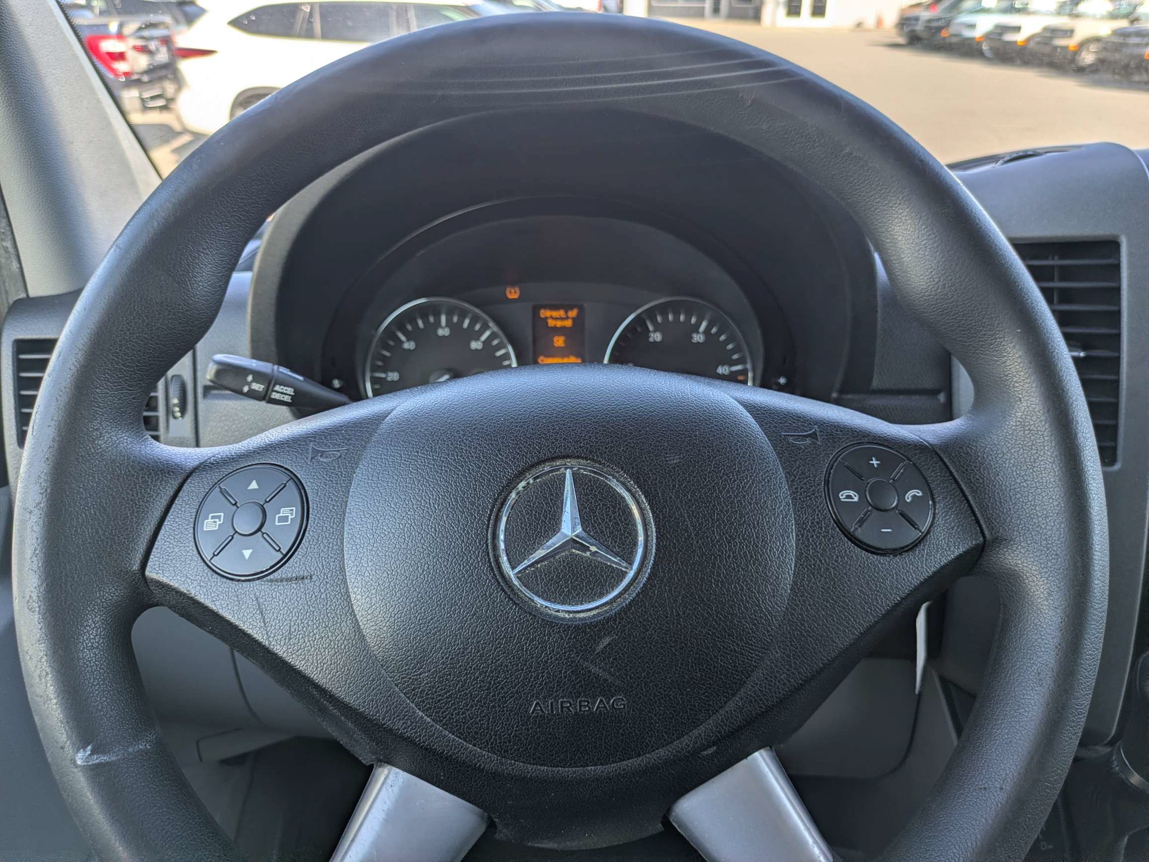 Used 2018 Mercedes-Benz Sprinter 2500 image 27