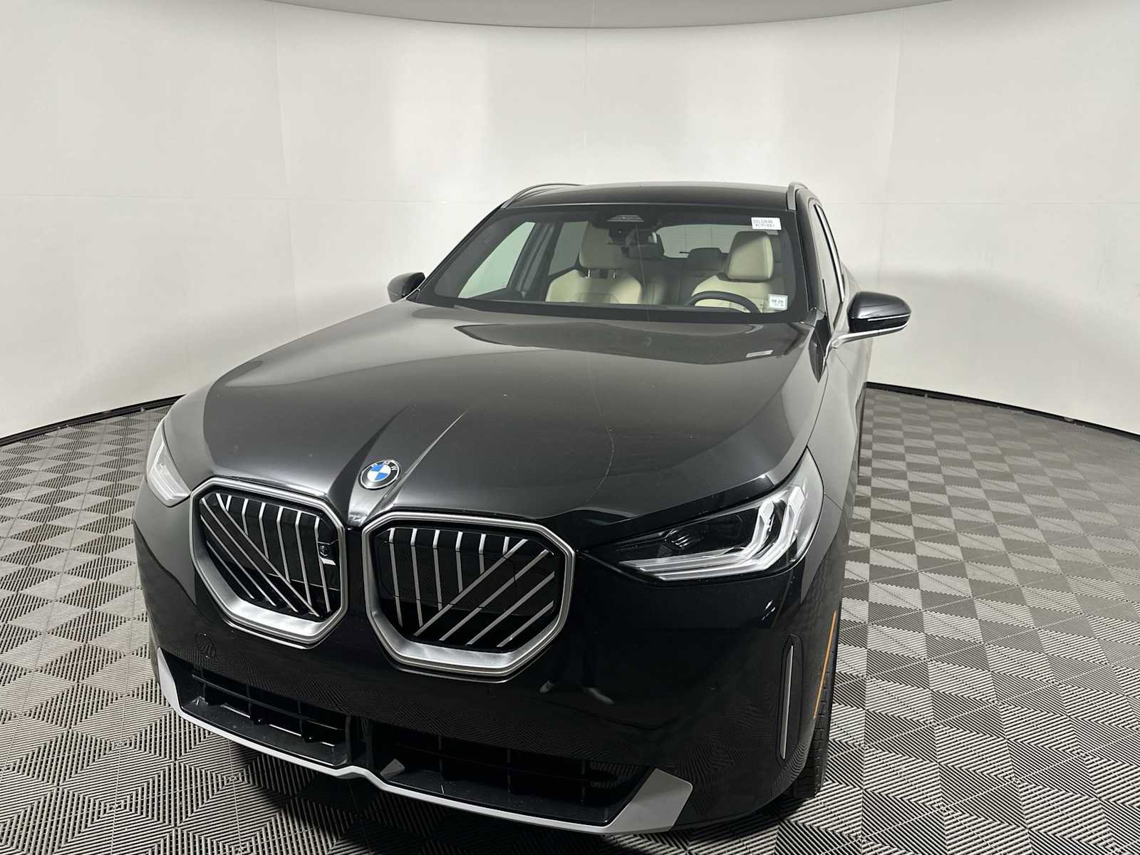 New 2025 BMW X3 xDrive30i w/ Premium Package image 7