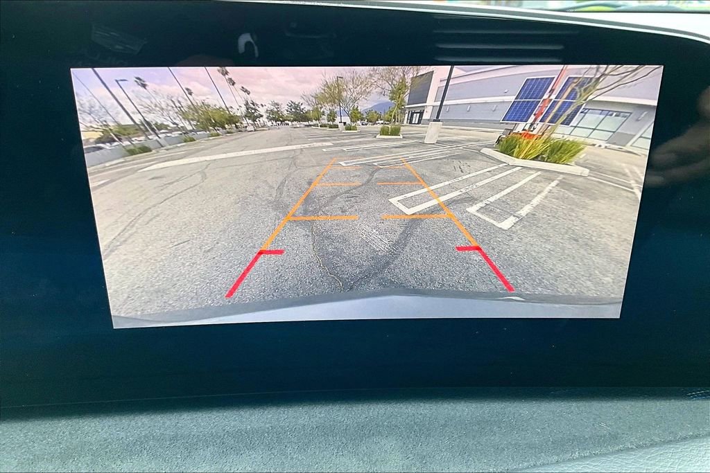 Used 2024 Cadillac XT4 Sport w/ Cold Weather Package FWD image 27
