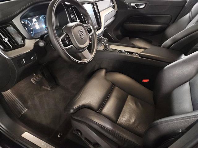 Used 2019 Volvo XC60 T5 Inscription w/ Protection Package Premier FWD image 10