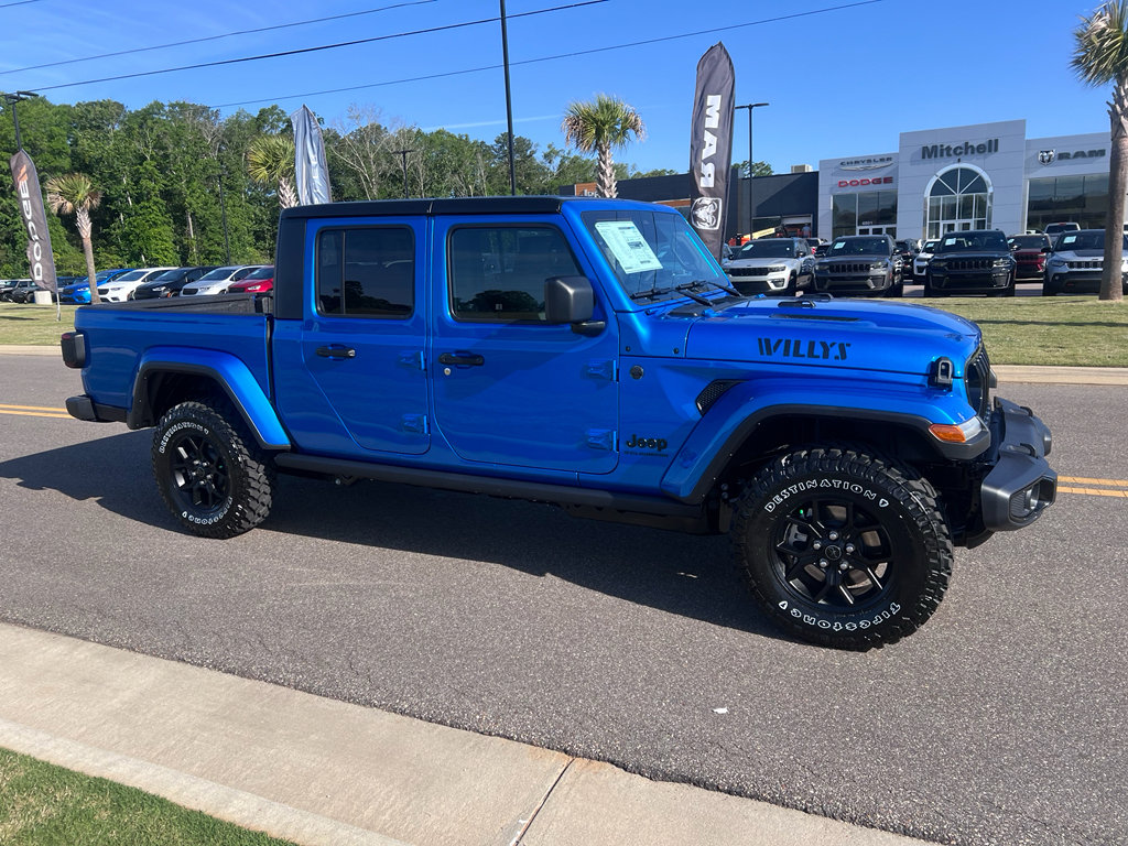 New 2026 Jeep Gladiator Willys AWD/4WD image 3