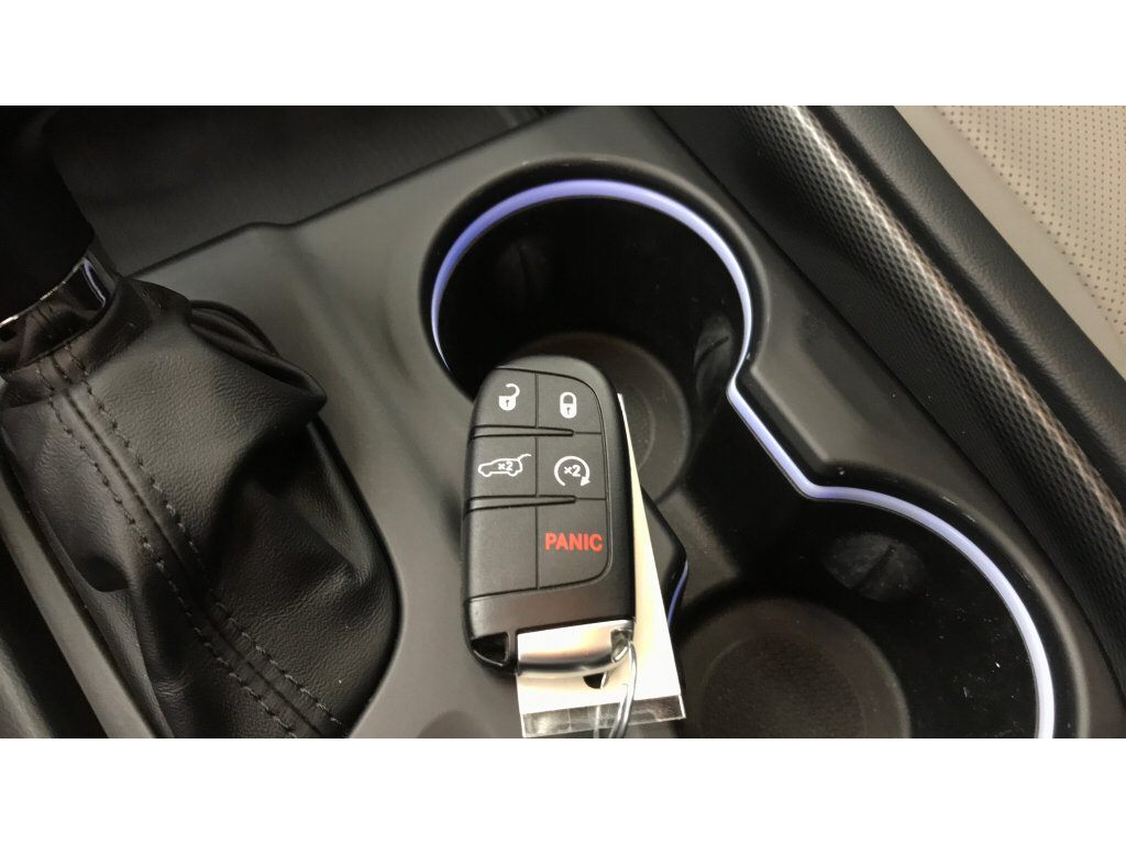 Used 2024 Dodge Durango GT image 13