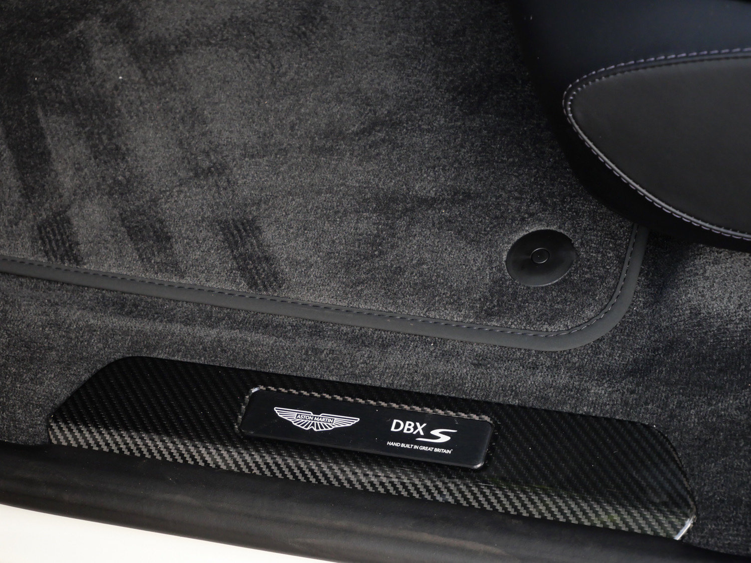 New 2026 Aston Martin DBX S AWD/4WD image 20
