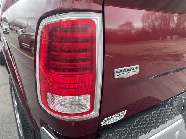 Used 2018 RAM 1500 Laramie AWD/4WD image 7