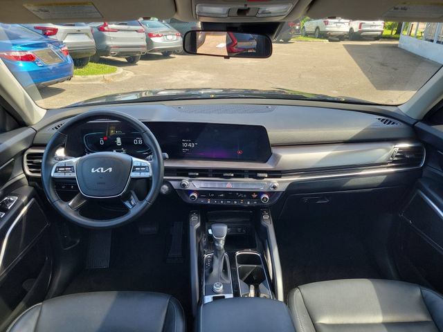 Used 2025 Kia Telluride S FWD image 11