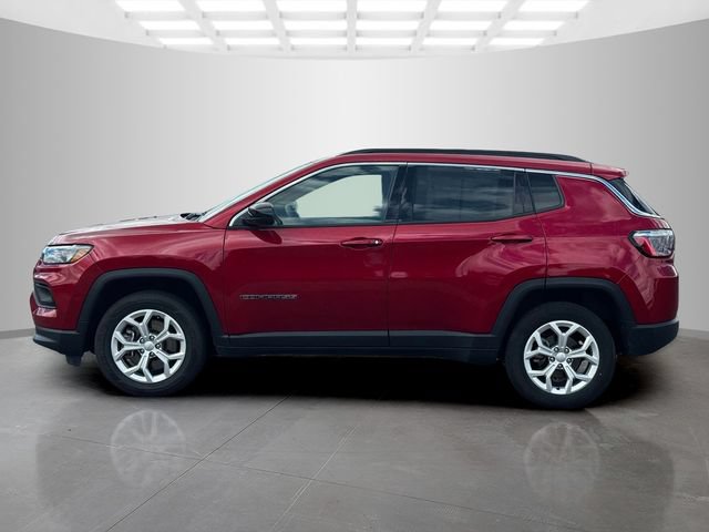 Certified 2024 Jeep Compass Latitude AWD/4WD image 4