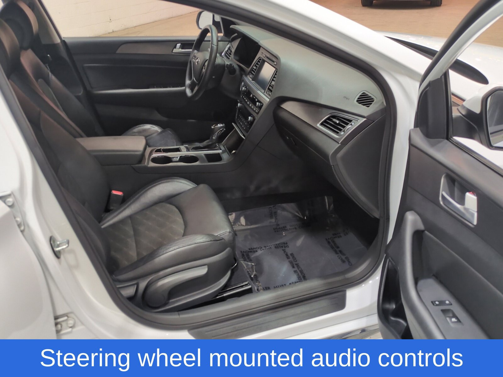 Used 2015 Hyundai Sonata Sport w/ Option Group 04 FWD image 9