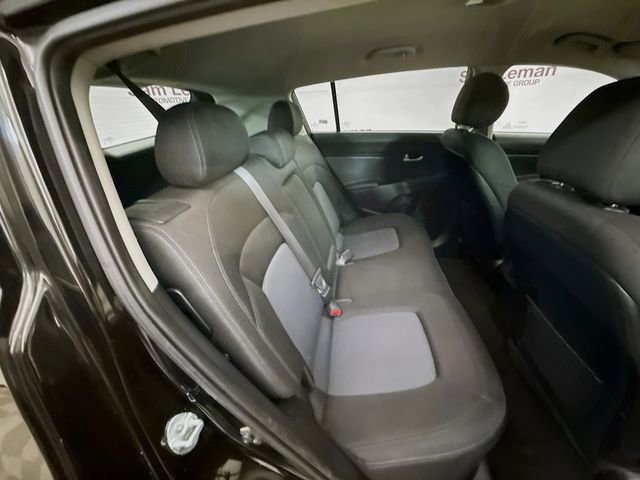 Used 2015 Kia Sportage LX image 26