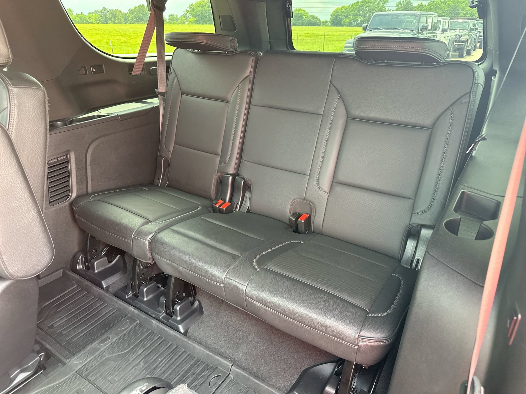 Used 2023 GMC Yukon XL Denali w/ LPO, Floor Liner Package AWD/4WD image 26