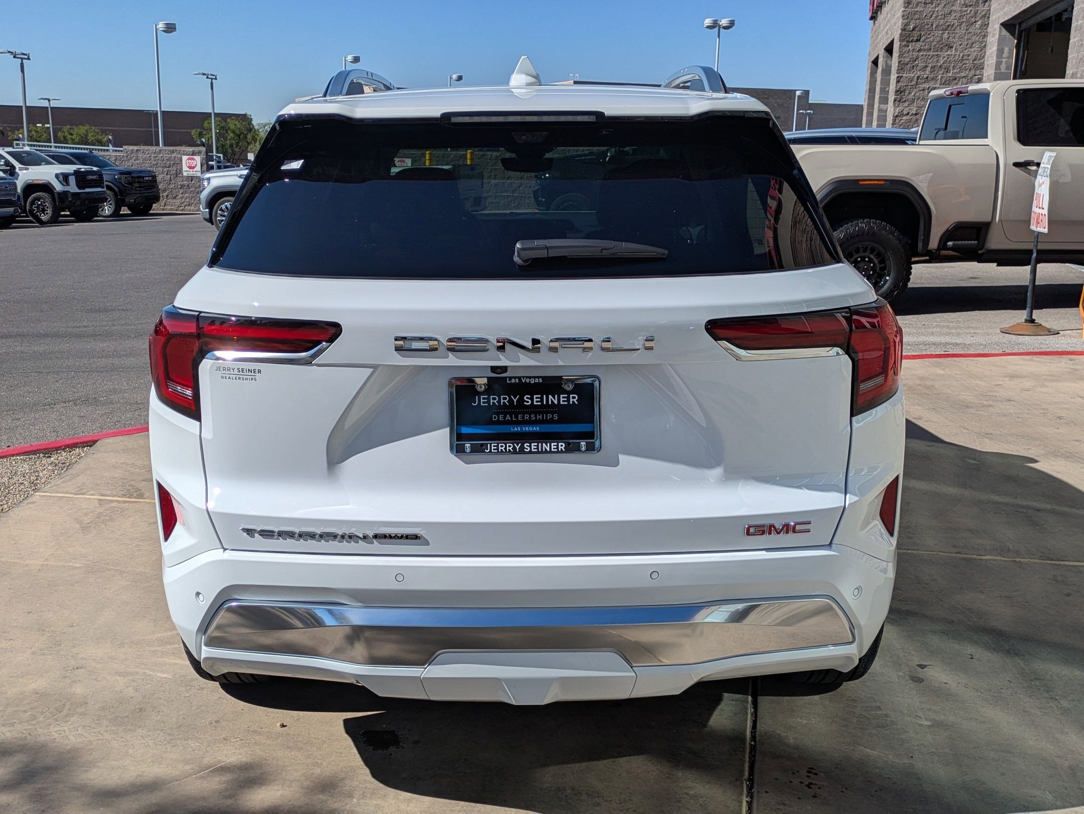 Certified 2026 GMC Terrain Denali AWD/4WD image 5
