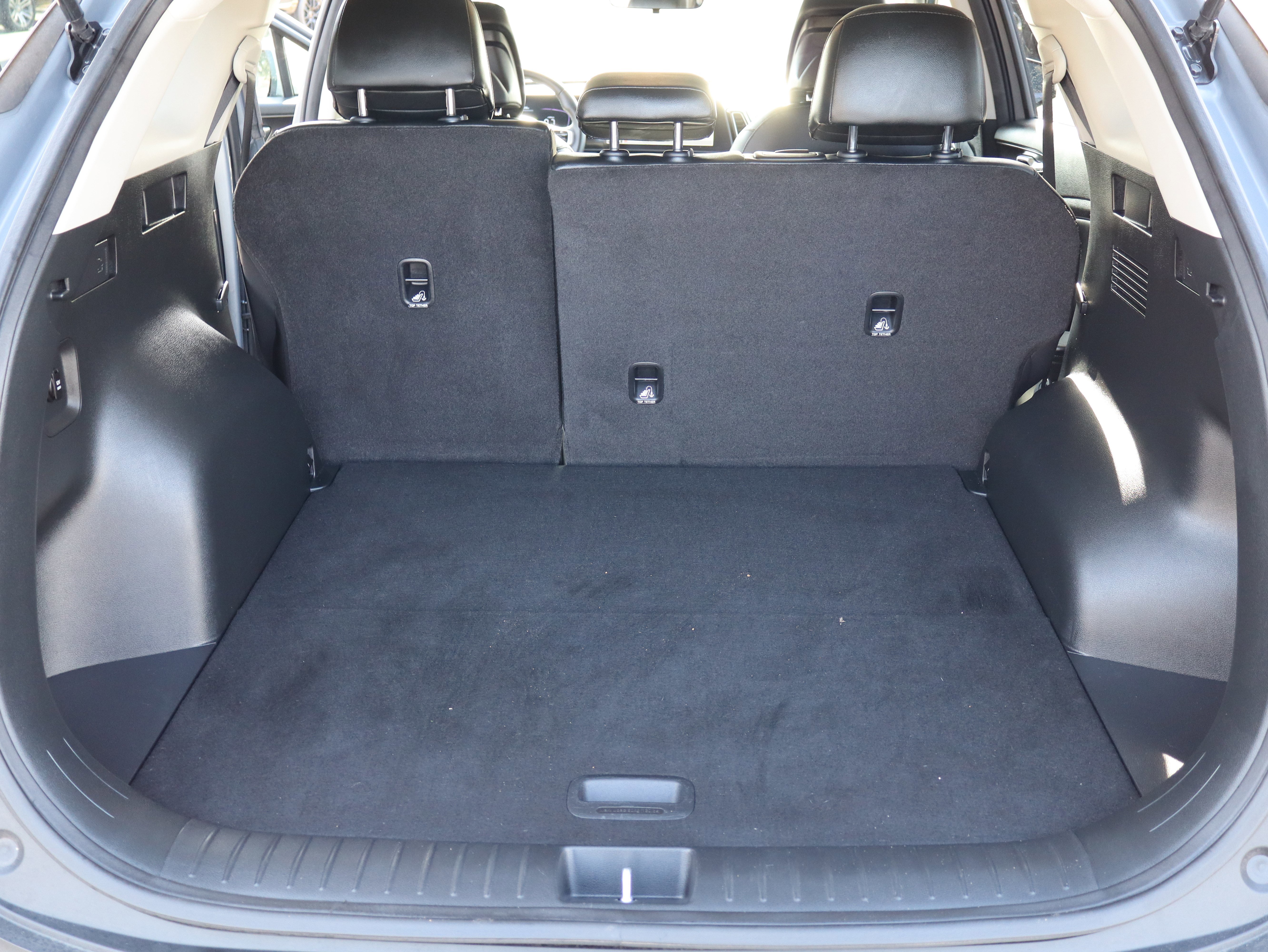 Used 2023 Kia Sportage EX image 35