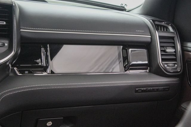 Used 2025 RAM 1500 Limited AWD/4WD image 38