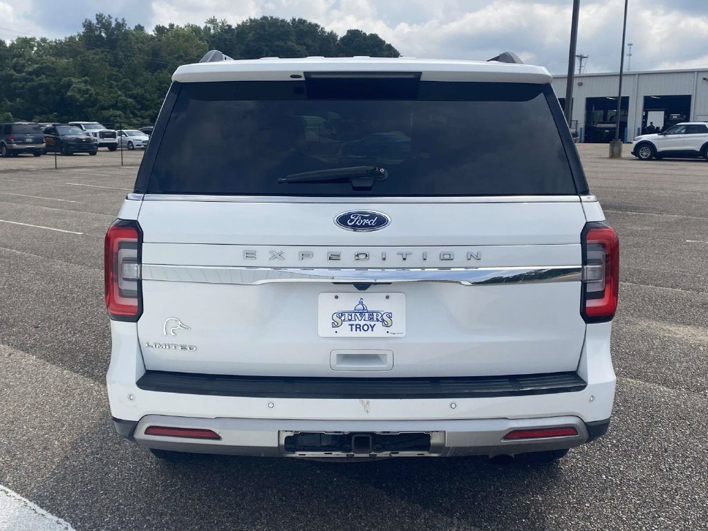 Used 2022 Ford Expedition Limited AWD/4WD image 6