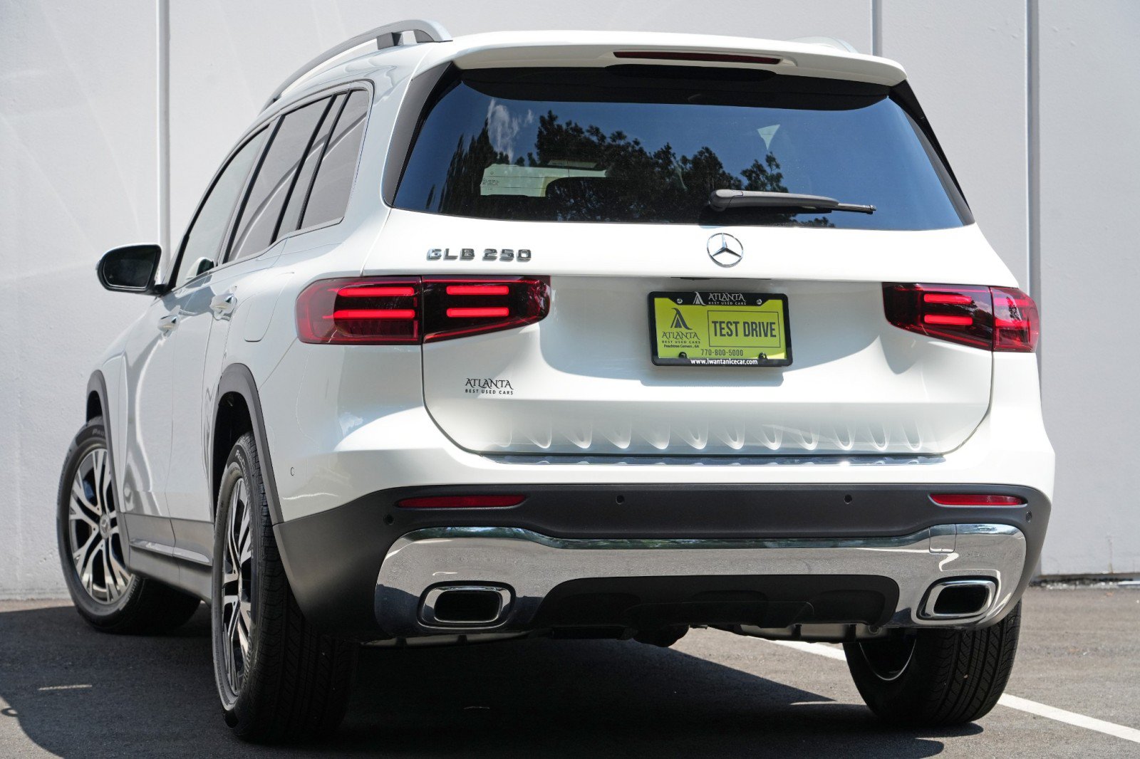 Used 2025 Mercedes-Benz GLB 250 image 5
