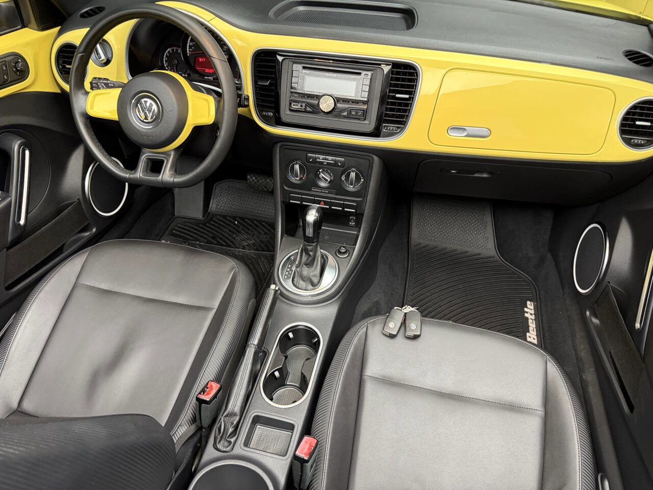 Used 2013 Volkswagen Beetle 2.5 image 18