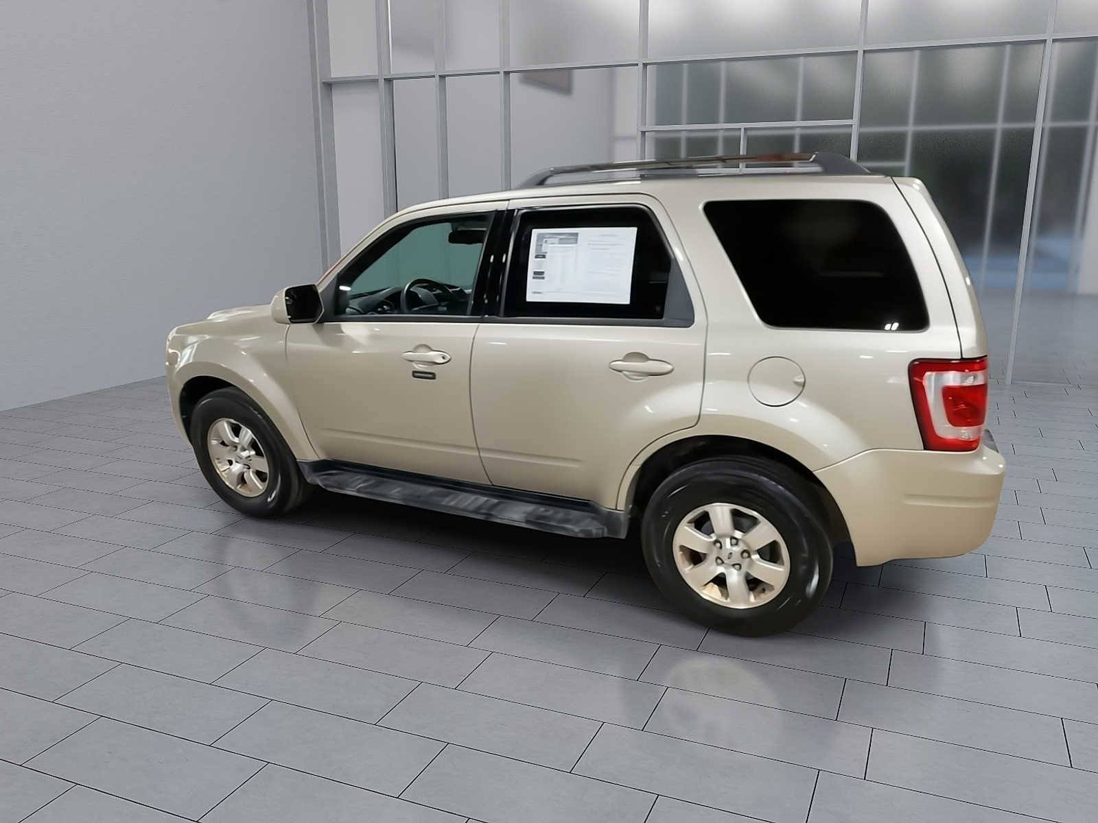 Used 2010 Ford Escape Limited image 6
