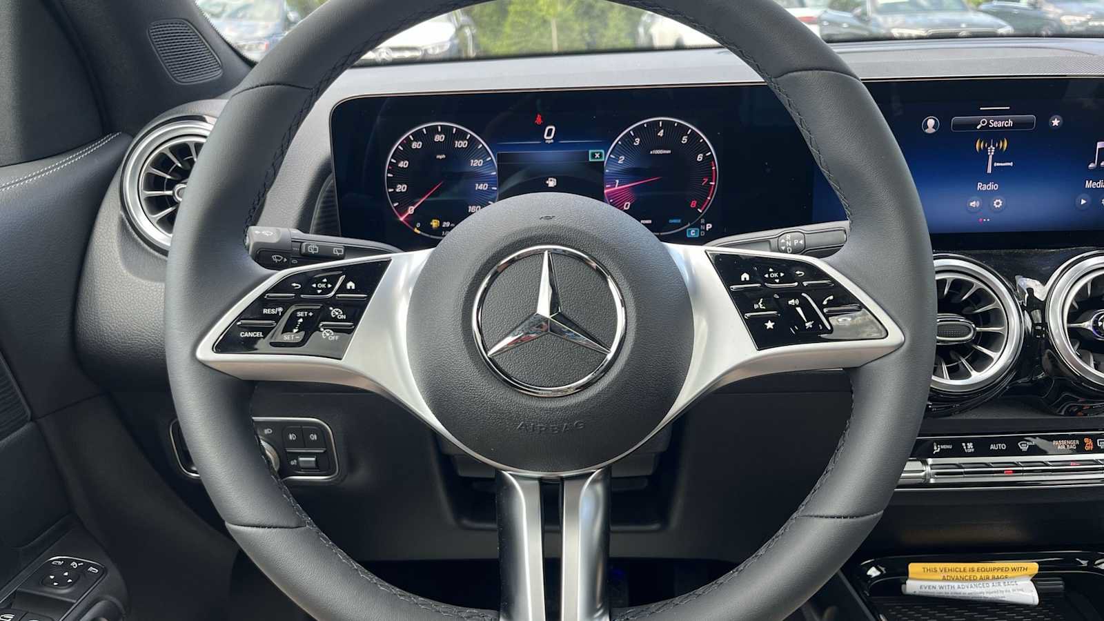 New 2026 Mercedes-Benz GLB 250 4MATIC image 40