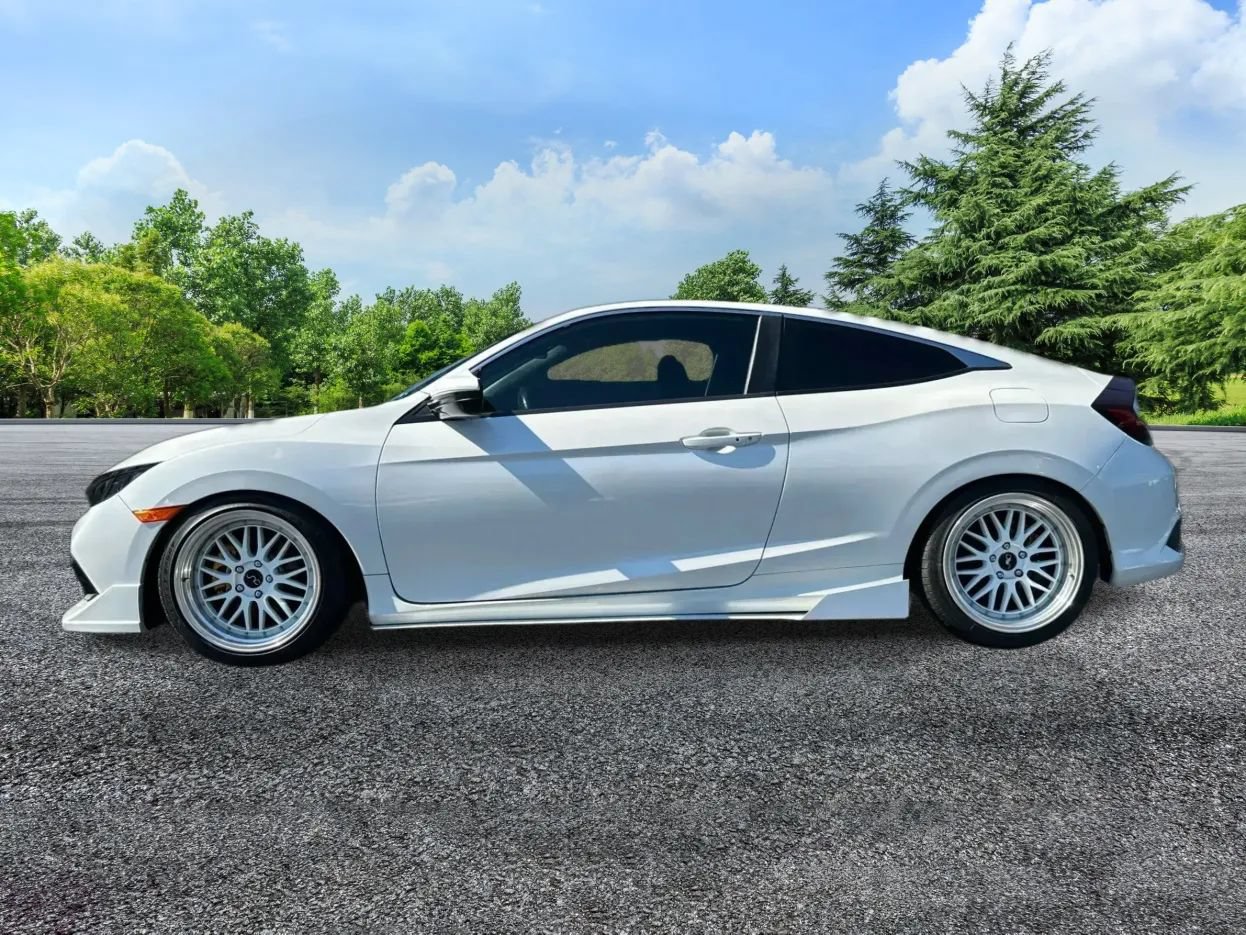 Used 2019 Honda Civic Sport image 6