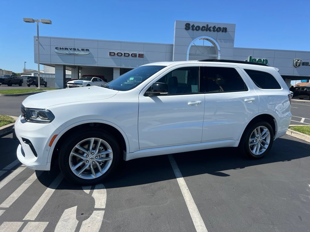 Used 2025 Dodge Durango GT AWD/4WD image 2