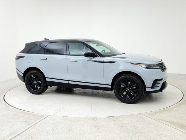 New 2026 Land Rover Range Rover Velar Dynamic SE image 3