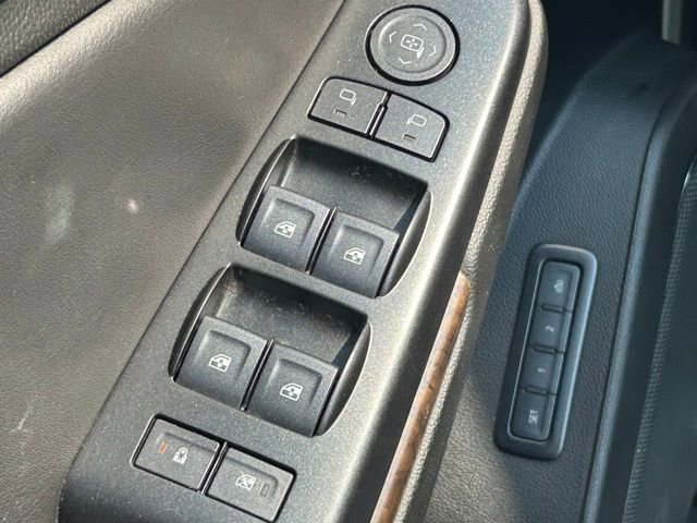 Used 2020 Chevrolet Suburban LT image 26