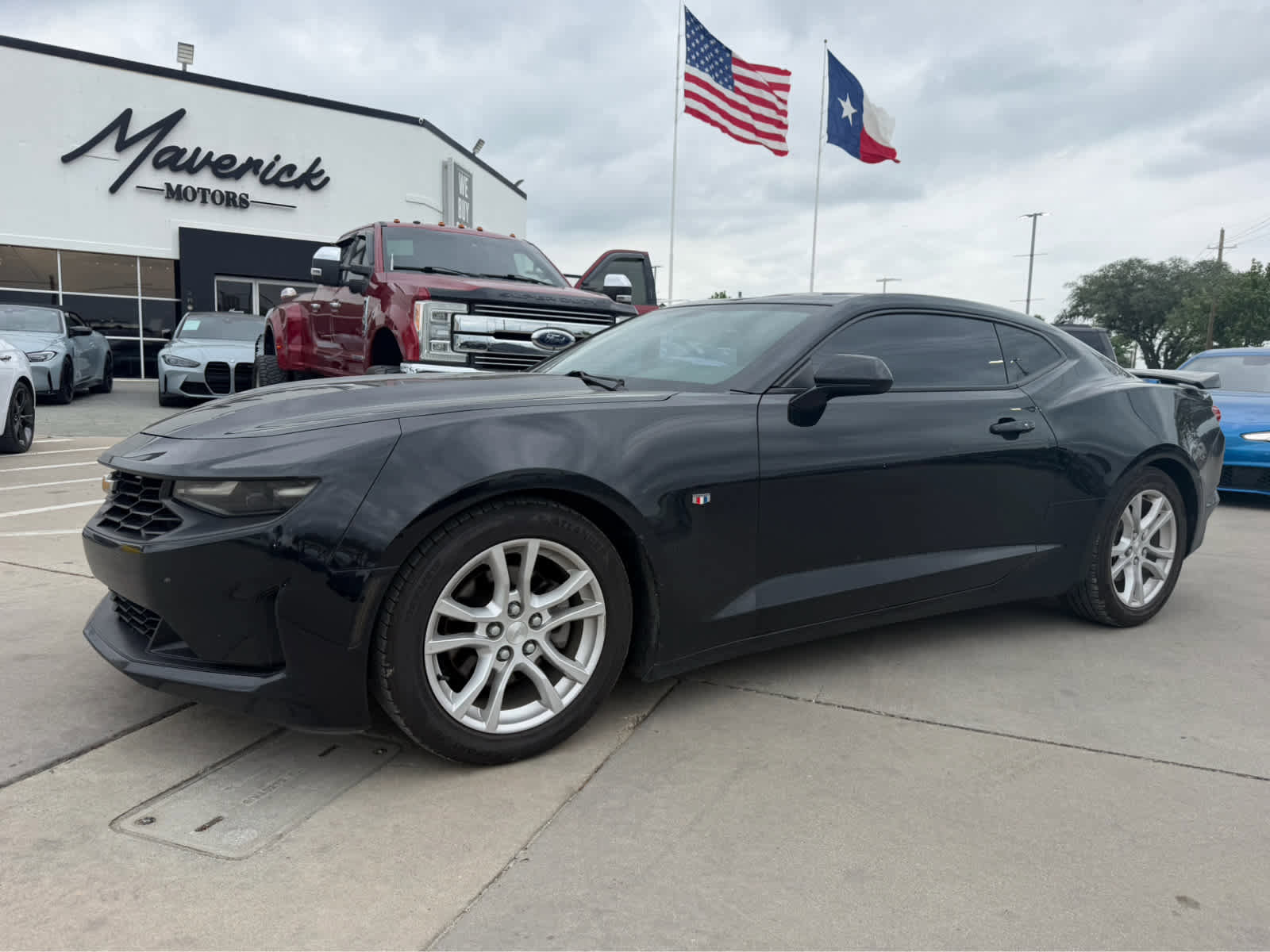 Used 2019 Chevrolet Camaro LS RWD image 1