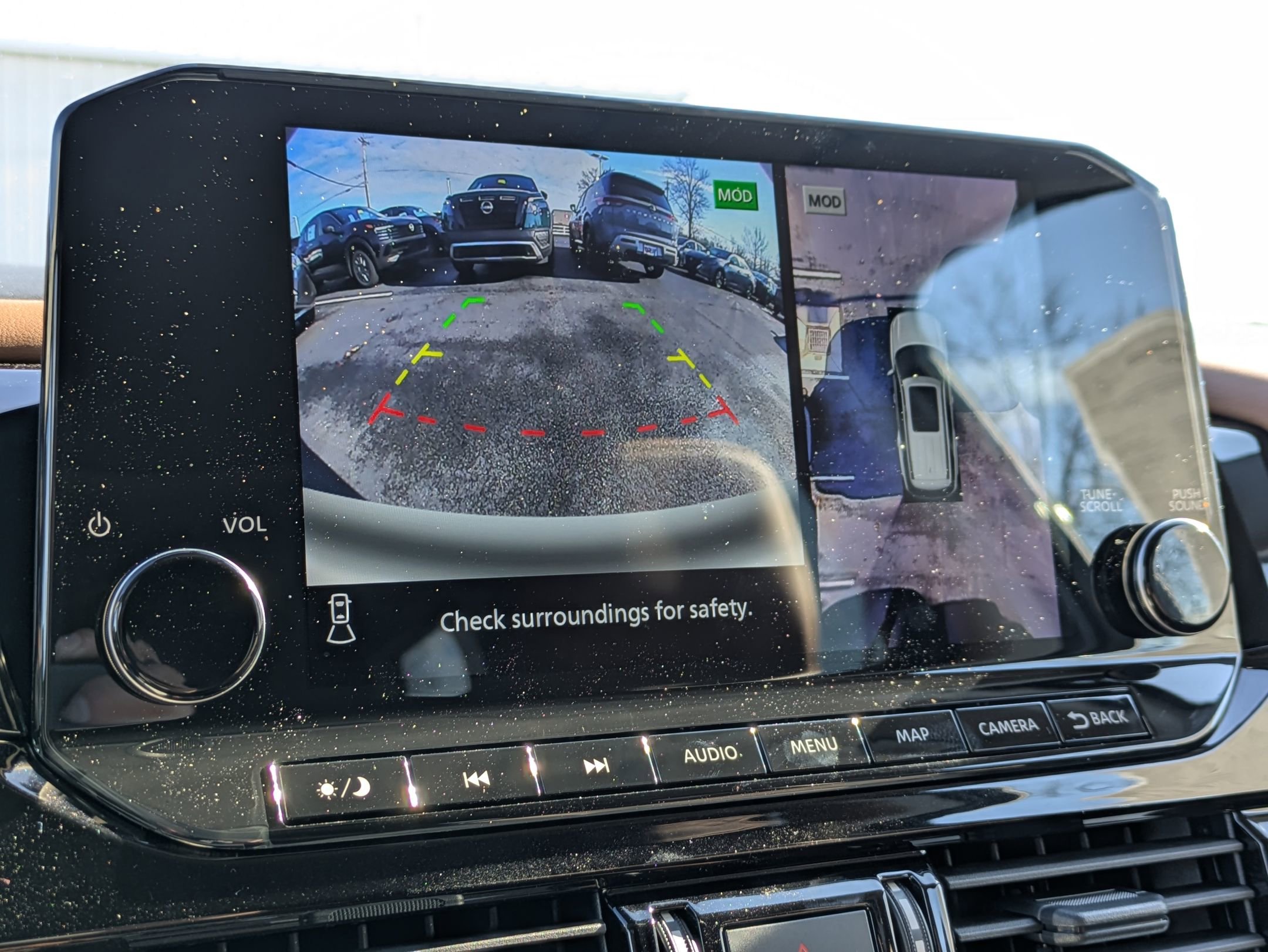 New 2025 Nissan Pathfinder Platinum w/ Cargo Package image 8