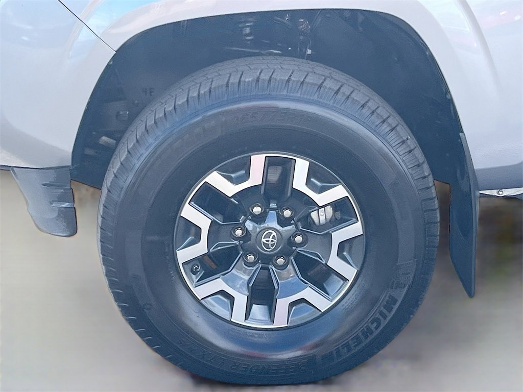 Used 2021 Toyota Tacoma SR image 29