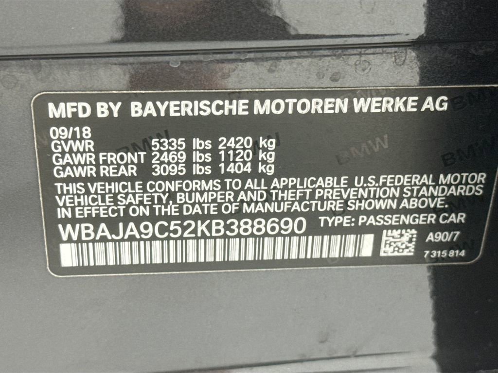 Used 2019 BMW 530e w/ Convenience Package image 34