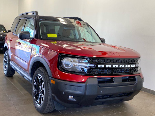 New 2025 Ford Bronco Sport Outer Banks w/ Outer Banks Tech Package+ image 2