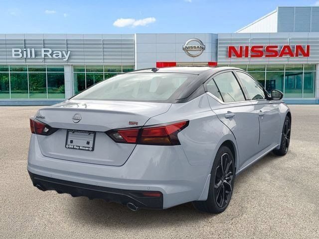 New 2026 Nissan Altima 2.5 SR FWD image 4