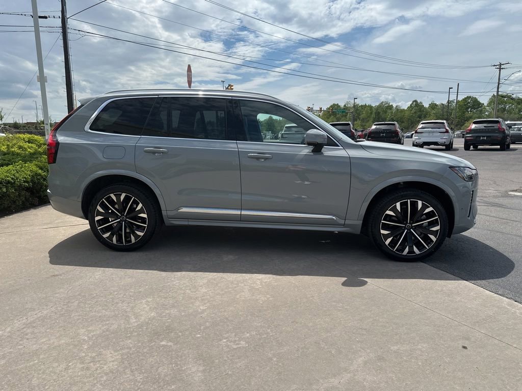 Certified 2025 Volvo XC90 B6 Plus AWD/4WD image 4