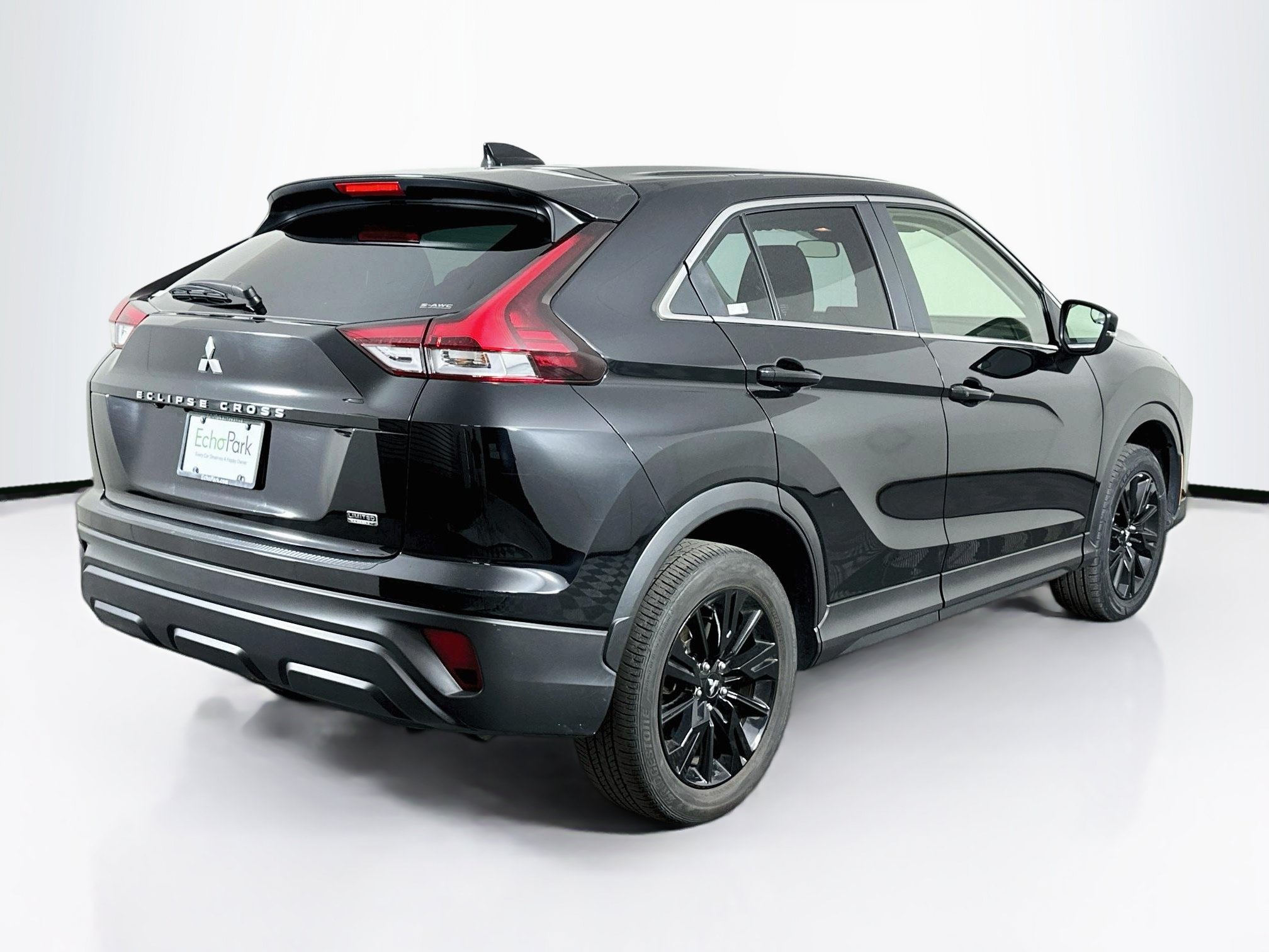 Used 2024 Mitsubishi Eclipse Cross LE AWD/4WD image 9