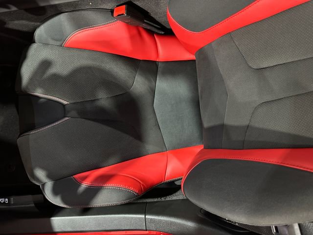 Used 2024 Chevrolet Corvette Z06 RWD image 19