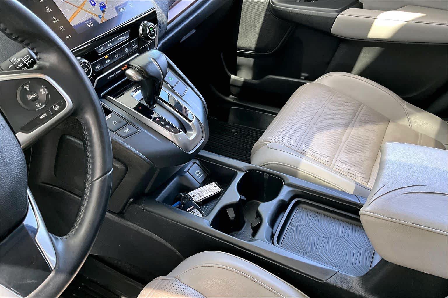 Certified 2017 Honda CR-V Touring image 17