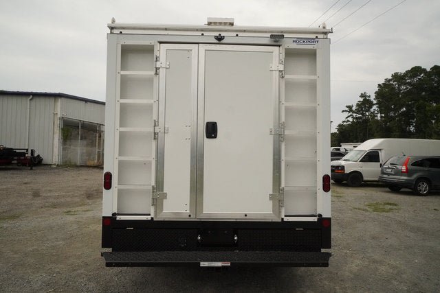 New 2025 GMC Savana 3500 w/ Power Convenience Package RWD image 4