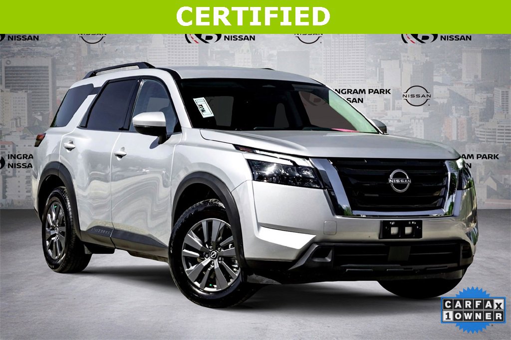 Used 2024 Nissan Pathfinder SV