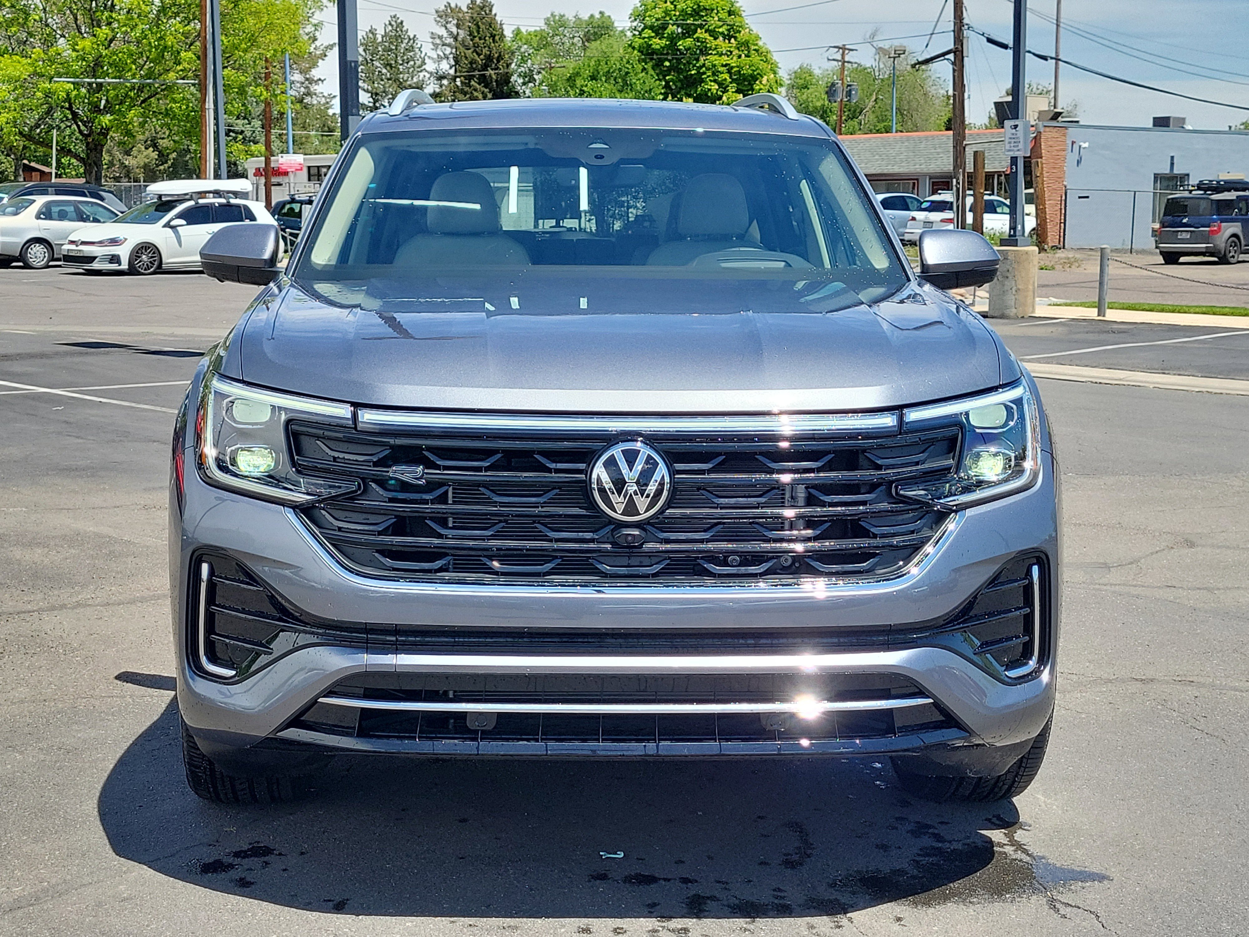 New 2025 Volkswagen Atlas SEL Premium R-Line image 9