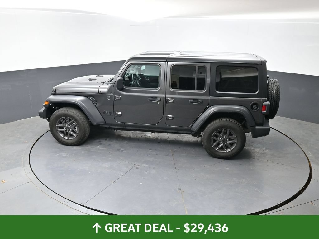 Used 2025 Jeep Wrangler Unlimited Sport AWD/4WD image 47