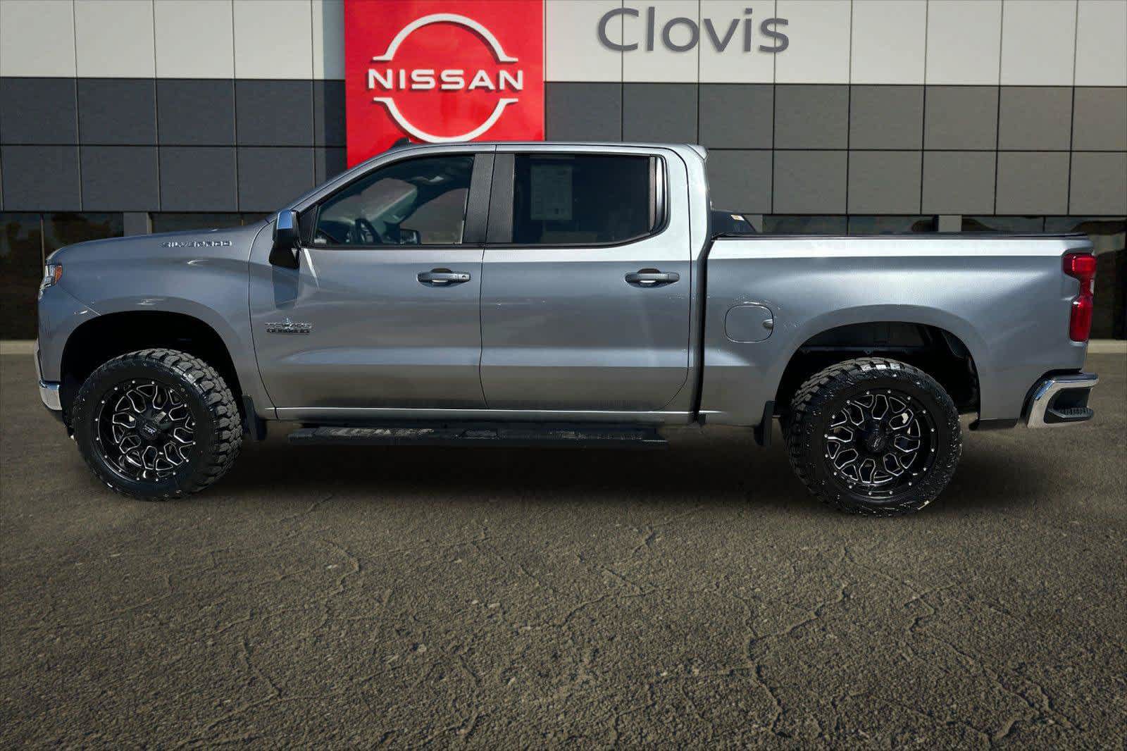 Used 2020 Chevrolet Silverado 1500 LT w/ Texas Edition RWD image 6