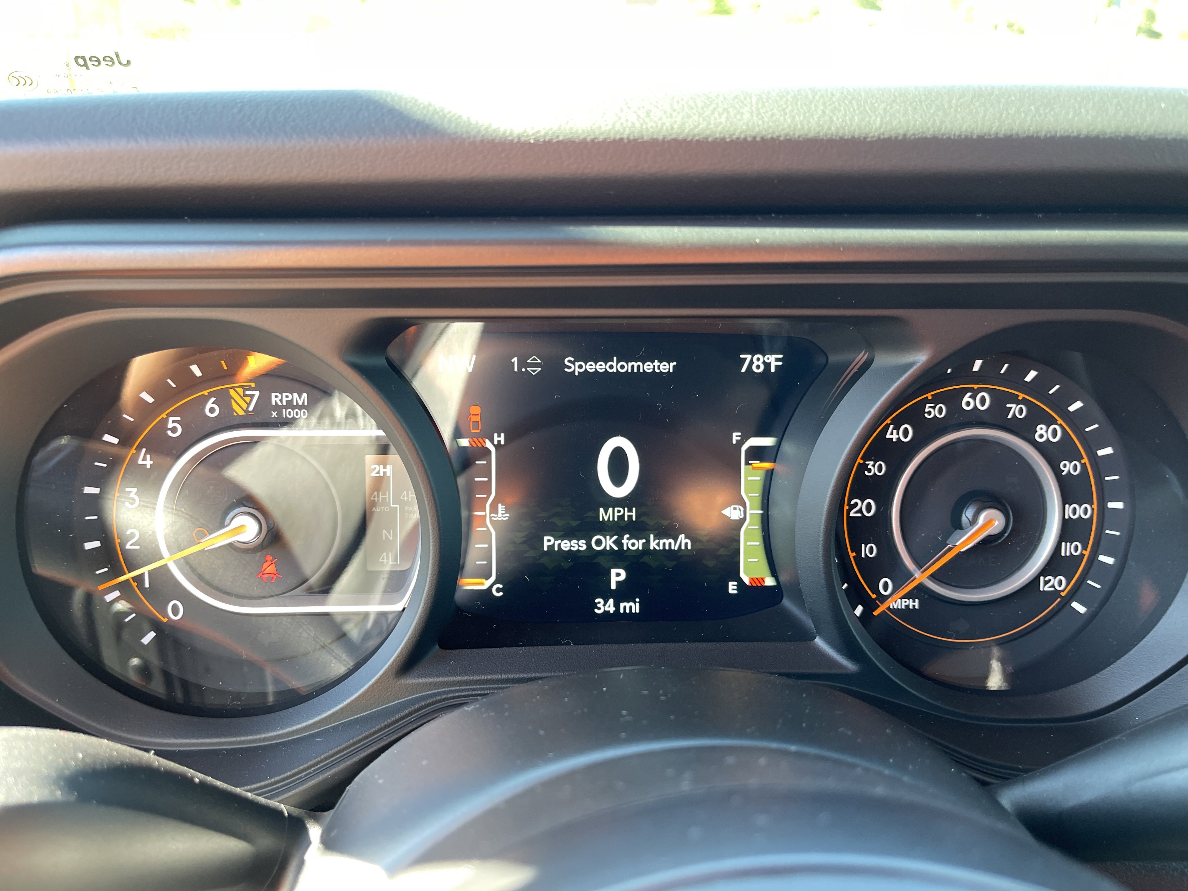 New 2025 Jeep Gladiator Rubicon image 24