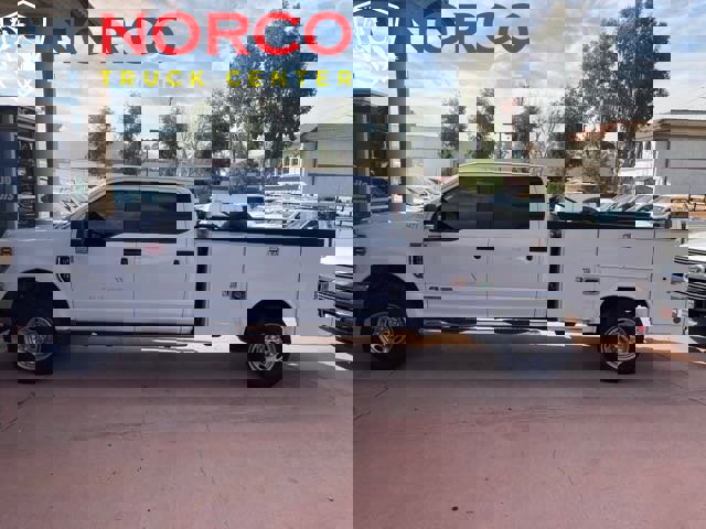 Used 2019 Ford F250 XL w/ Power Equipment Group image 2