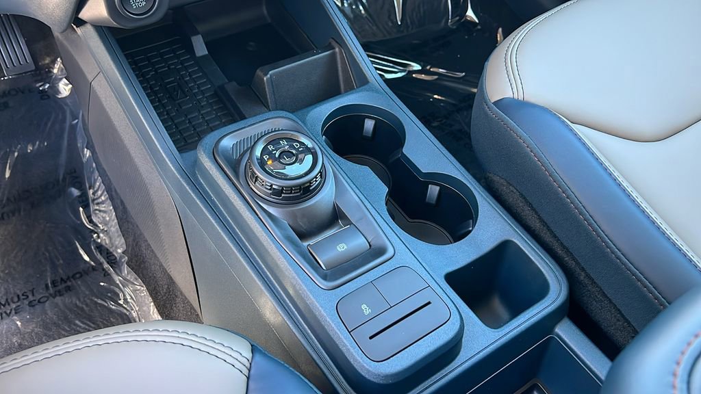 New 2025 Ford Maverick Lariat w/ 4K Tow Package image 13