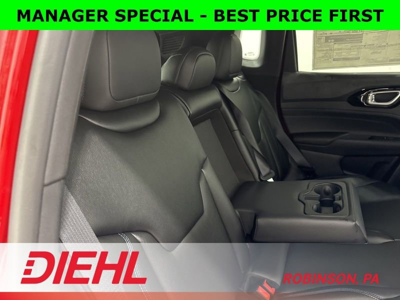 New 2026 Jeep Compass Limited image 12