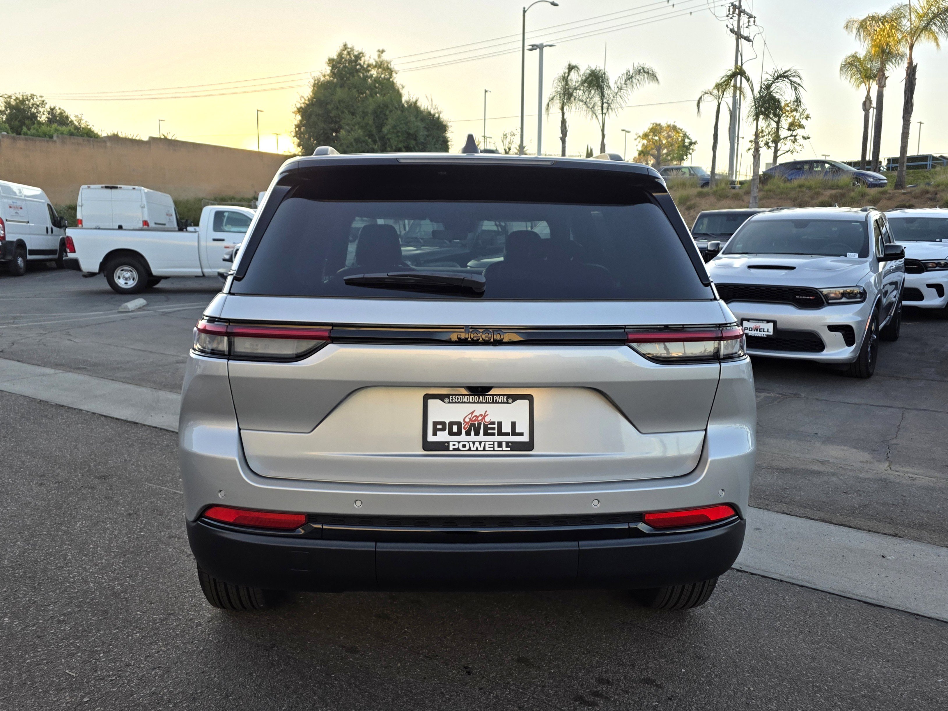 New 2025 Jeep Grand Cherokee Altitude RWD image 4