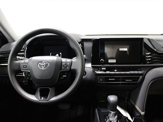 New 2026 Toyota Camry LE image 5