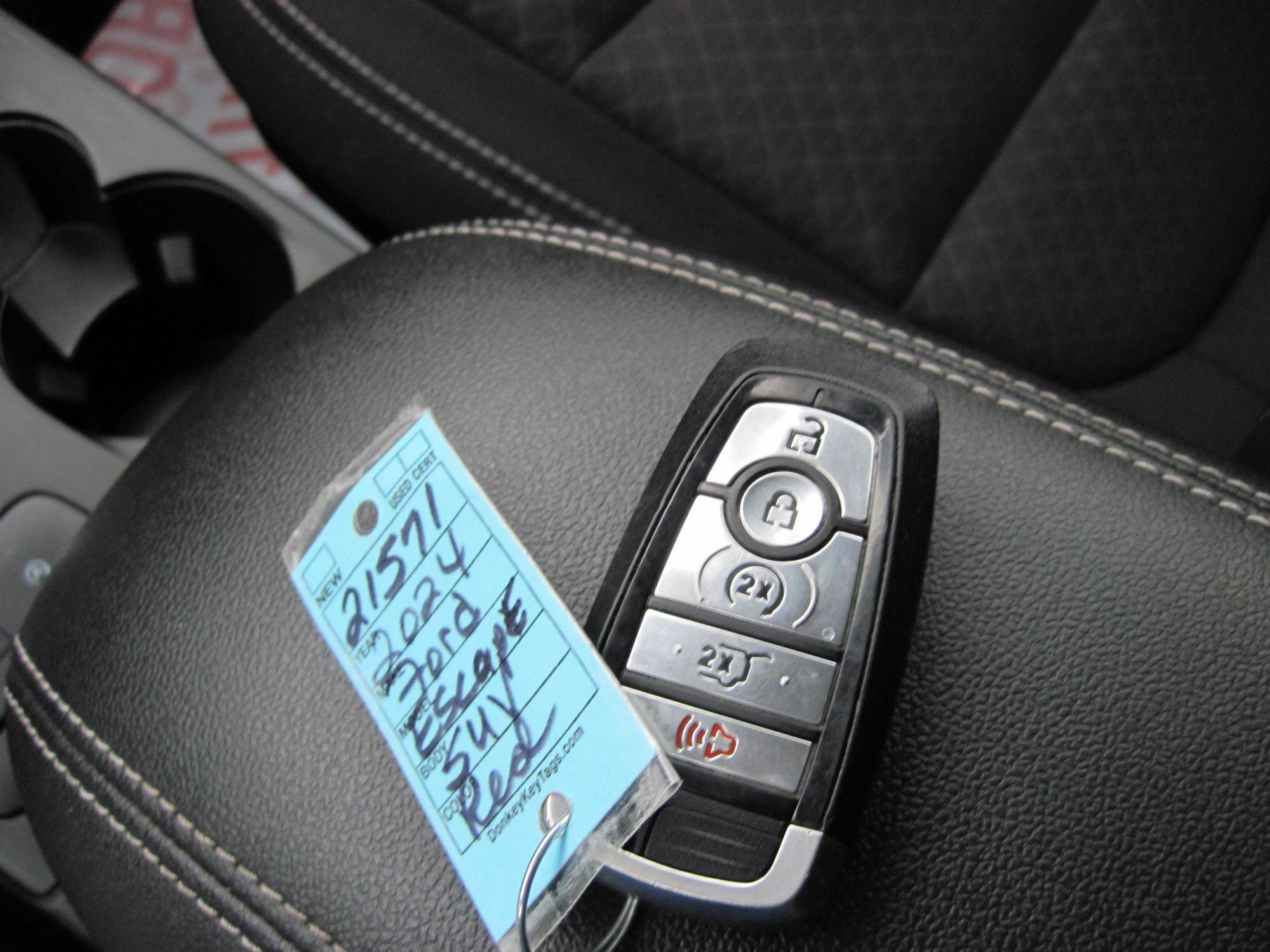 Used 2024 Ford Escape Active image 19