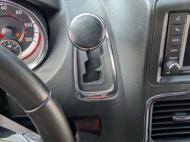 Used 2018 Dodge Grand Caravan SXT image 13
