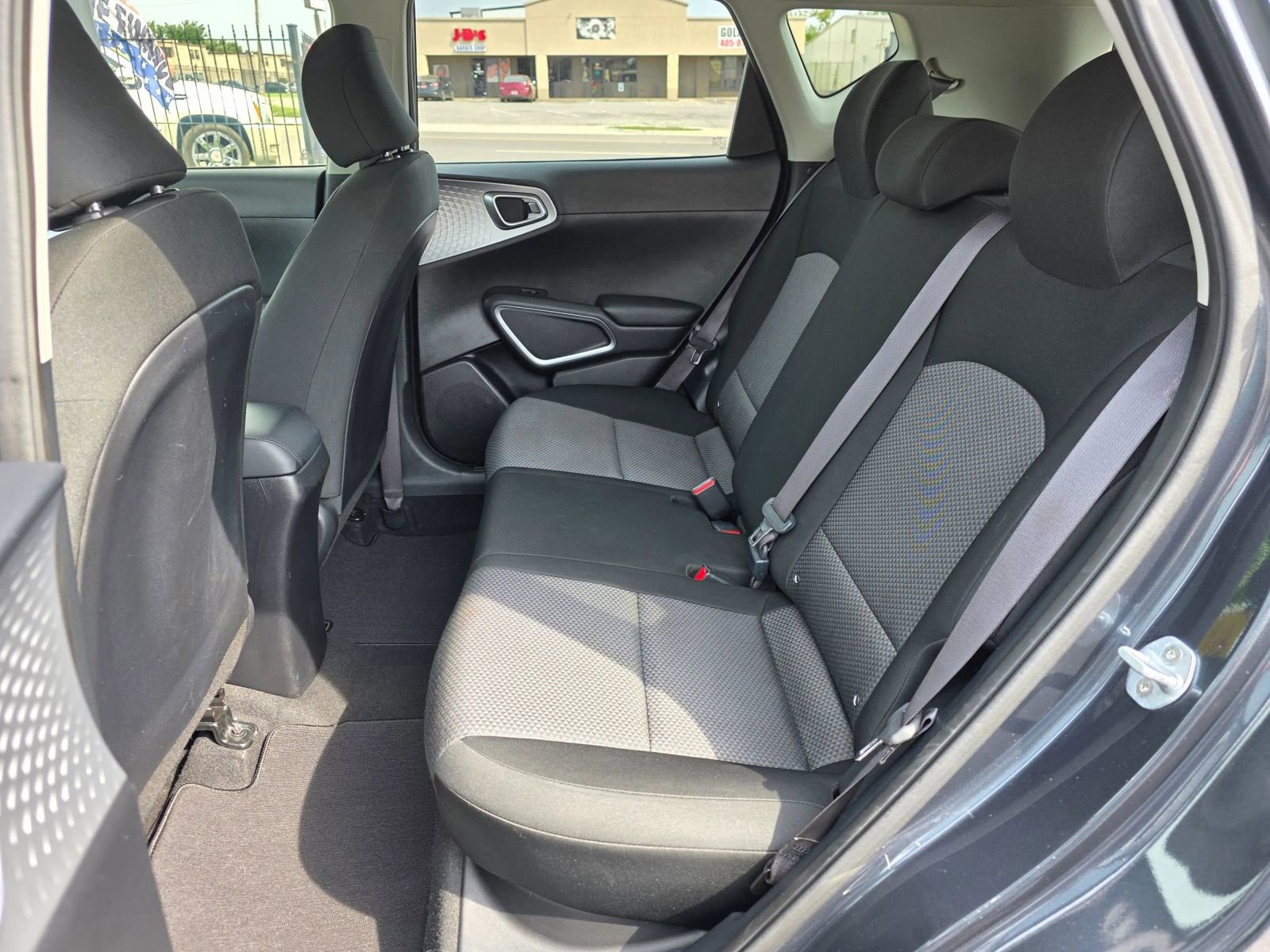 Used 2020 Kia Soul LX FWD image 10