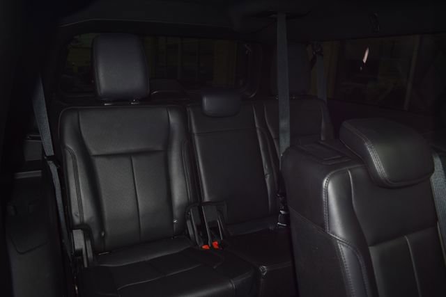 Used 2018 Ford Expedition Max XLT w/ Equipment Group 202A AWD/4WD image 51